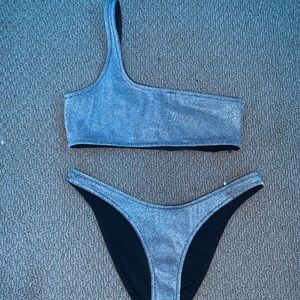 Silver Triangl Melrose